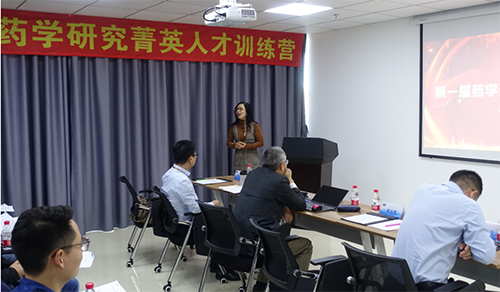 米乐YY易游制剂部高级主任周晓堂