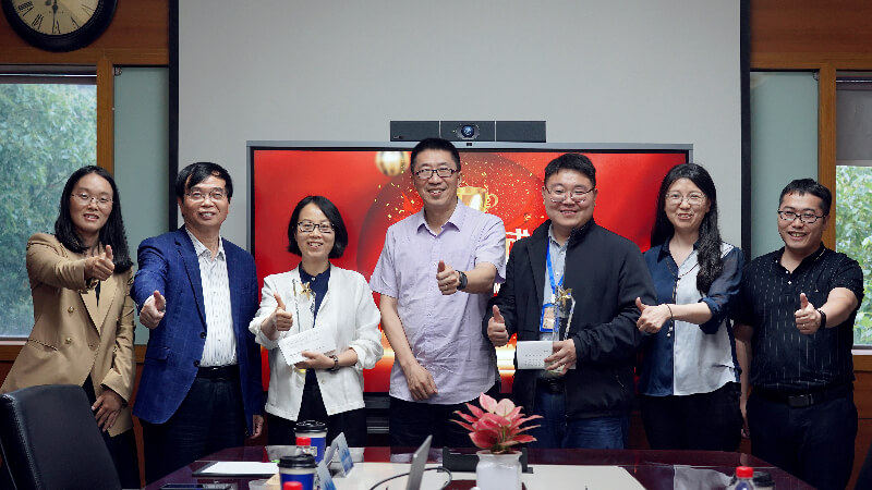 匠心研药，，，，，，，答好客户知足卷 | 京新药业授予米乐YY易游DMPK团队、新药注册部“突出孝顺团队奖”殊荣 